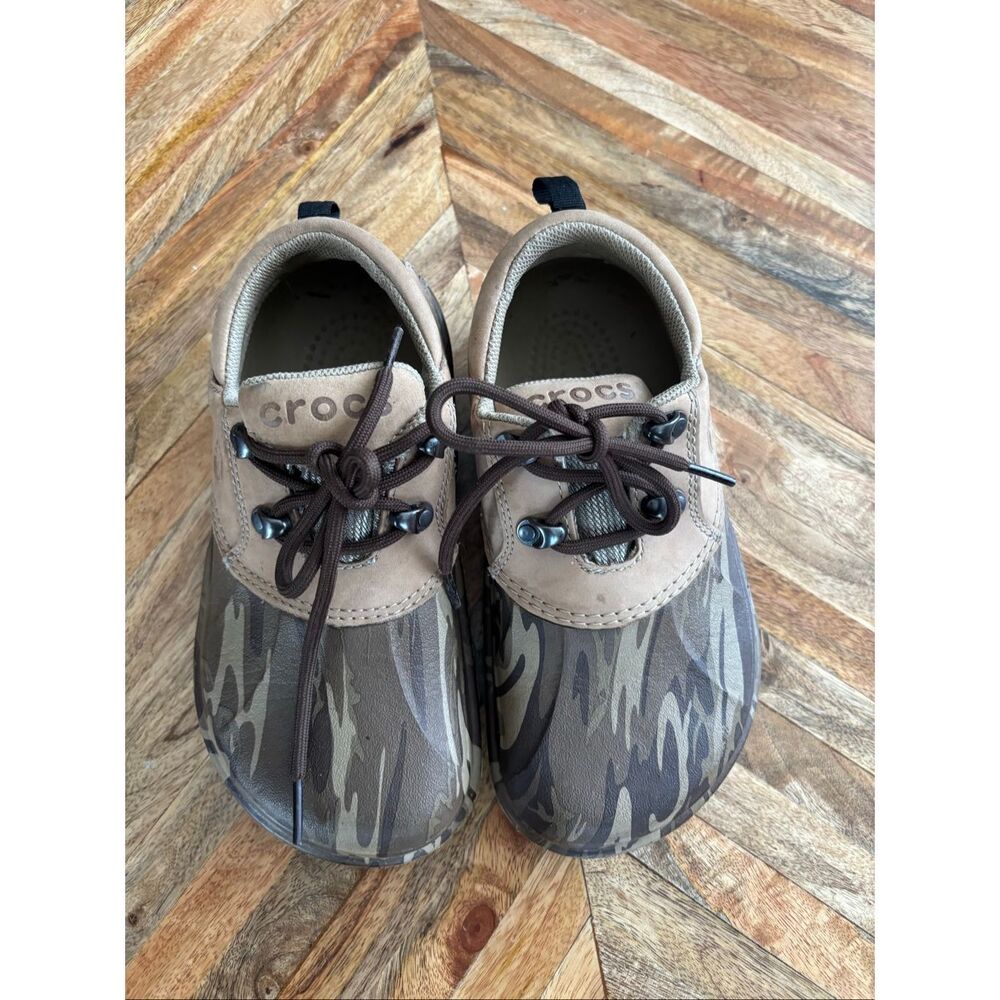 RARE Croc Islander Axle Camo Women Size 5 Men 3